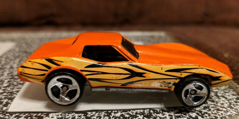 hot wheels 1975 corvette stingray orange